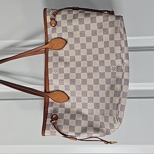 More pics for LV purse